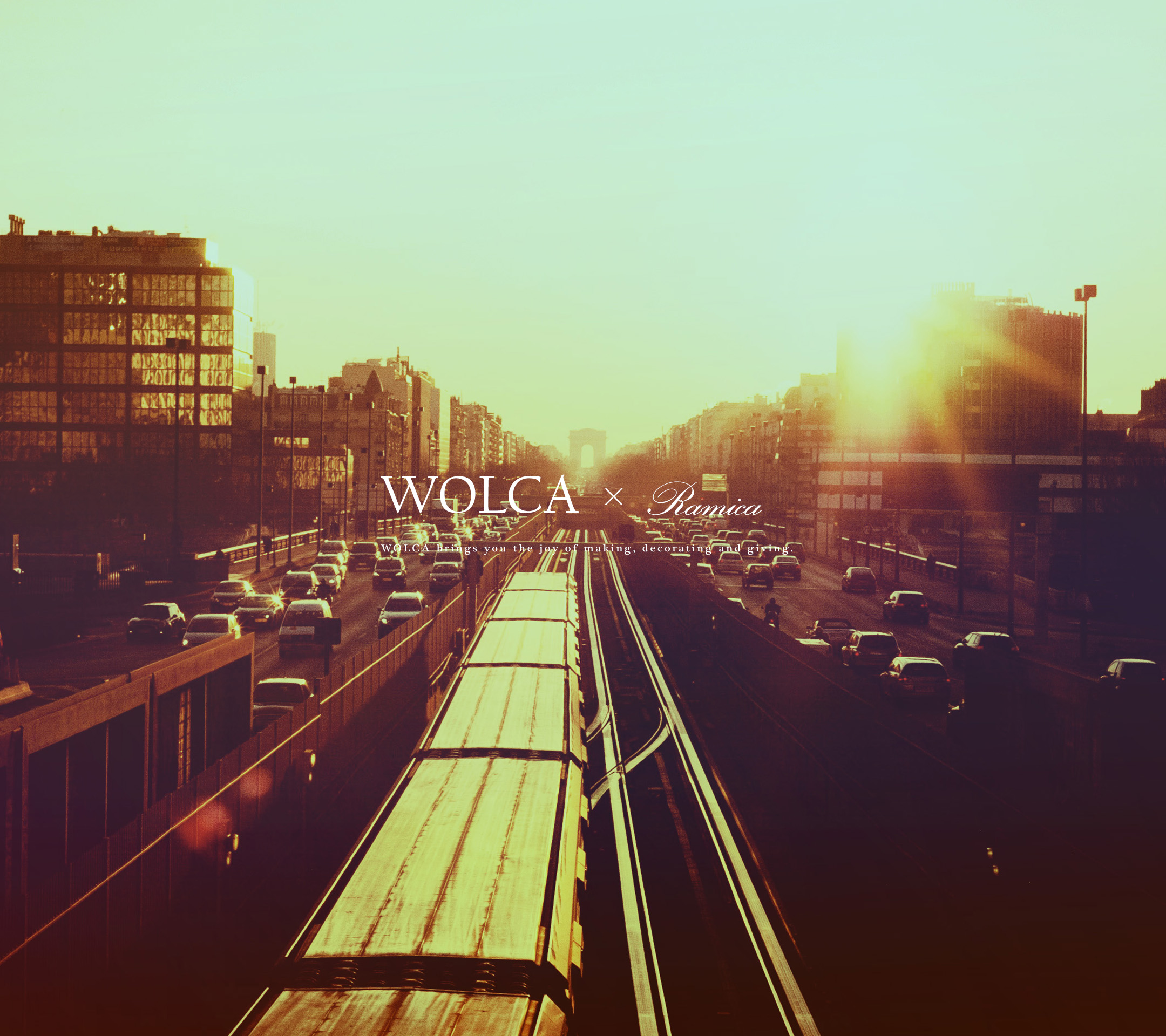 アンドロイド用待ち受け画像 線路に朝日が昇る写真 Wolca